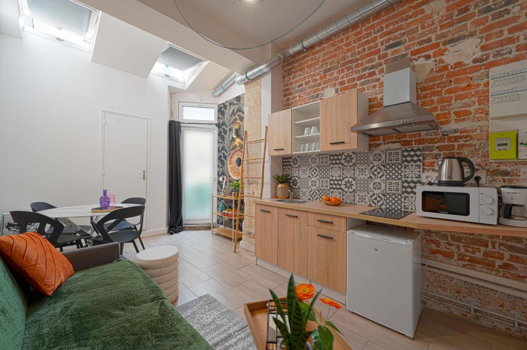 A Modern Situated Just A Few Steps From The Canal Saint Martin Apartment Paris